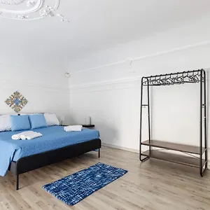 Blu , Catania Italia